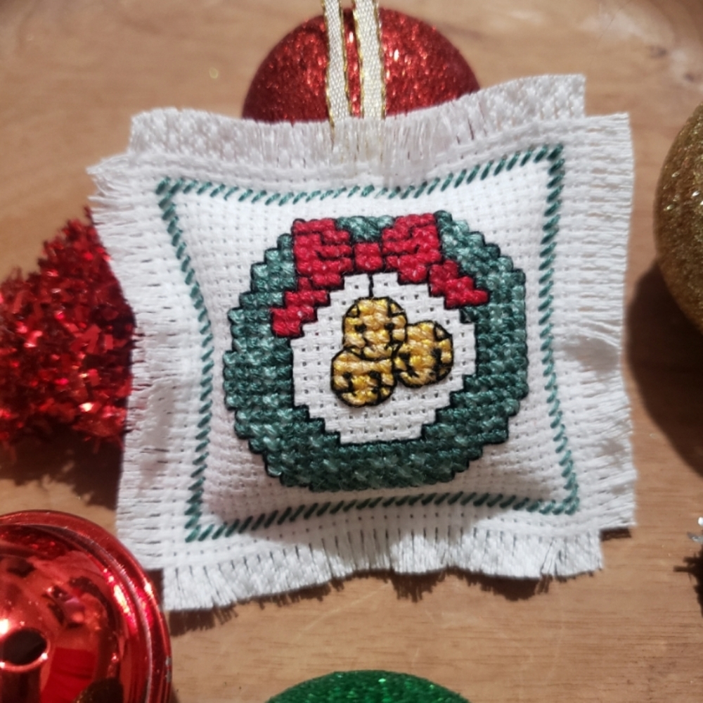 Christmas Wreath & Jingle Bells Tree Ornament